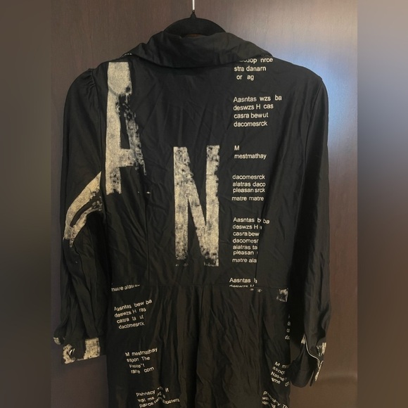 Women’s Long Sleeve Black Printed Dress - Picture 7 of 7